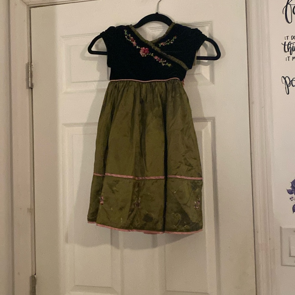 Jona Michelle Velvet Embroidered Floral Formal Dress Olive Green Pink Black